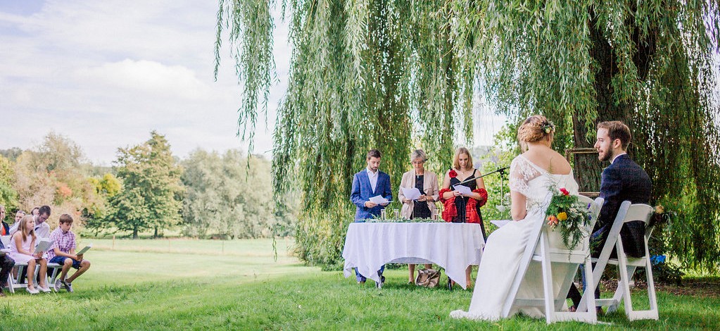 castle-of-dalhem-wedding-in-the-park